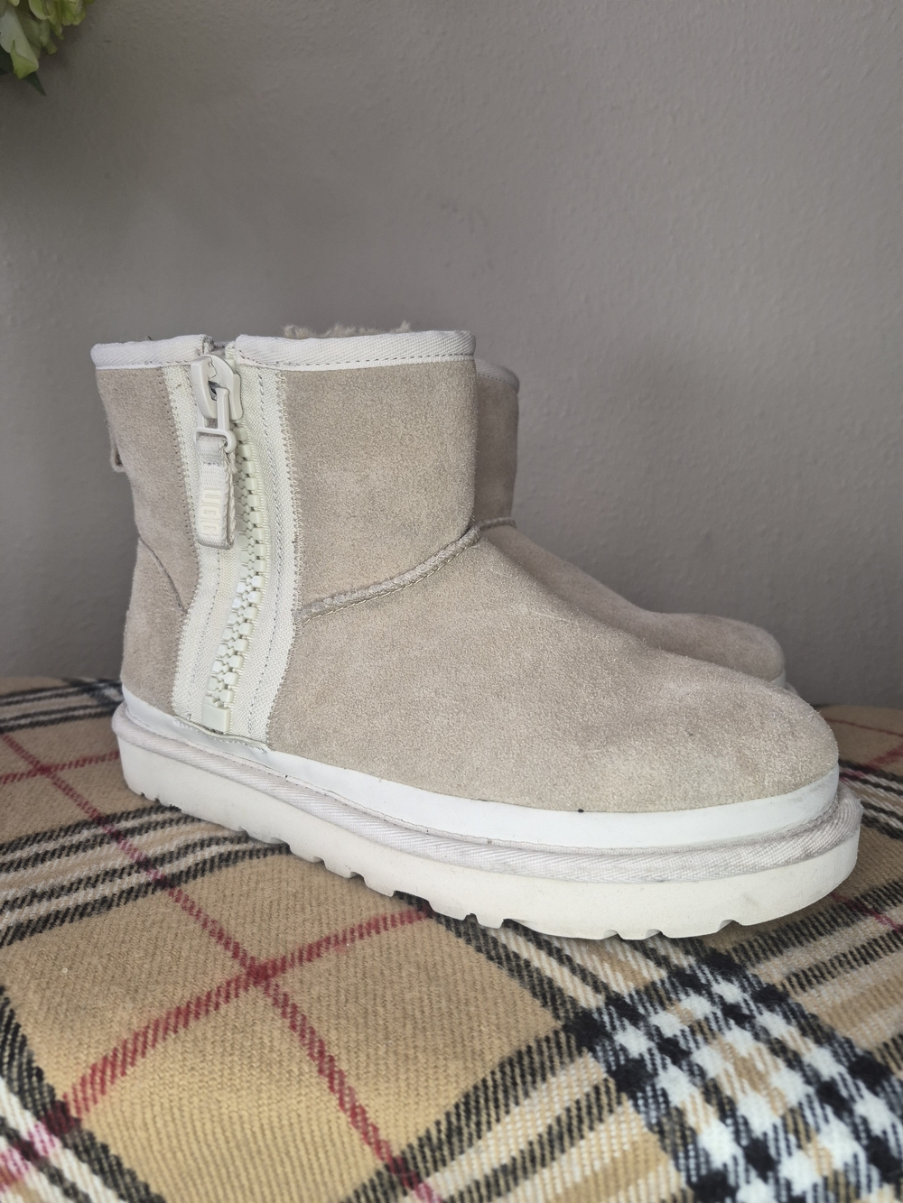 UGG Women's Short Suede Ankle Boots in Light Beige